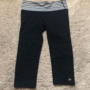 Gap fit cropped leggings